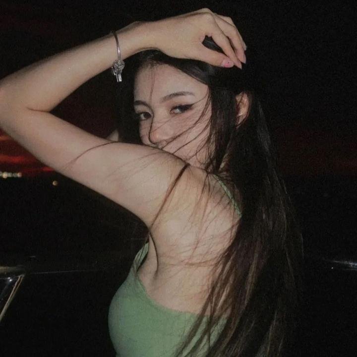 陆少的贫民千金